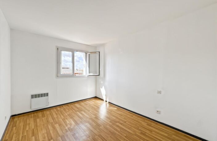 À Vendre - Appartement T2 avec Stationnement et Balcon — photo 5