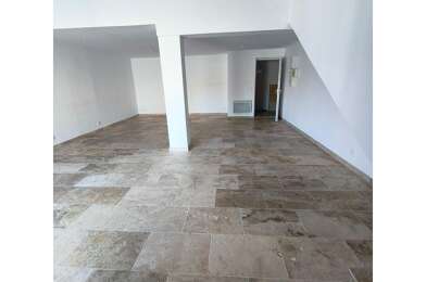 Appartement 3 pièces 129480 €