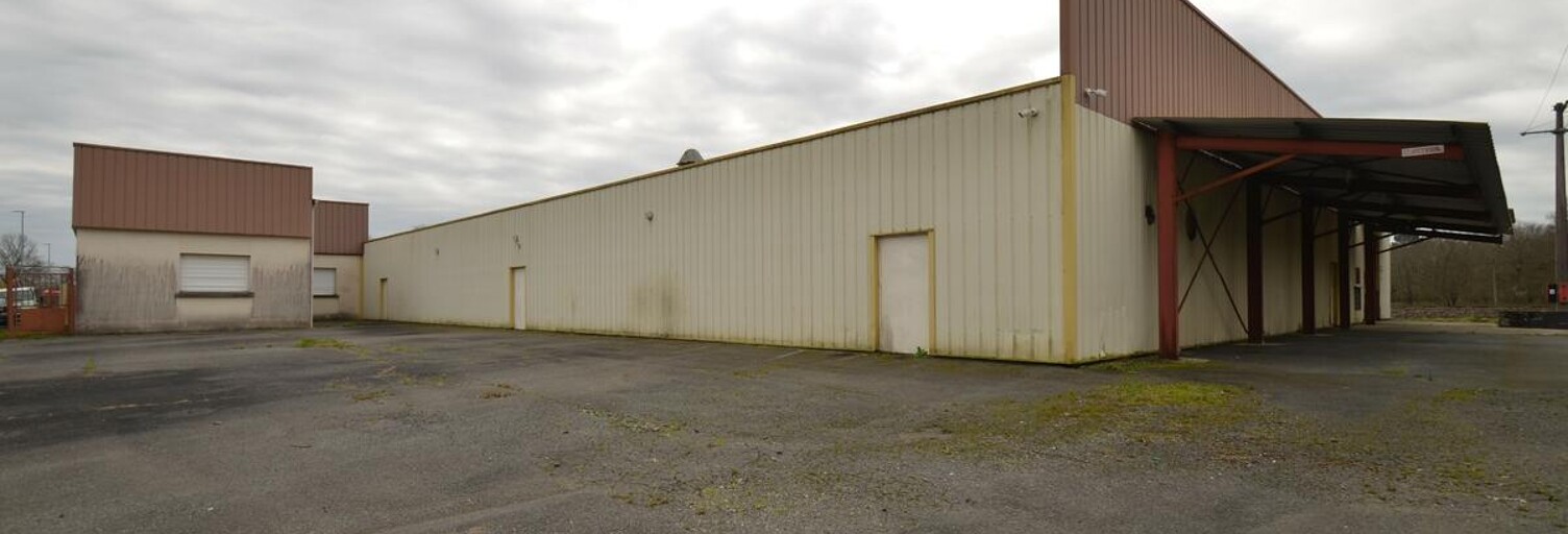 Local industriel 15 Pièces 3600 m² à vendre à Moulin-Neuf (24700)