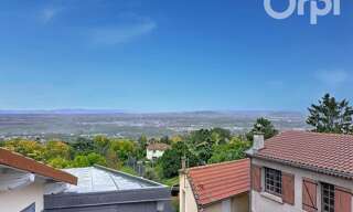 Immeuble  348 m² à vendre à Châteaugay (63119)