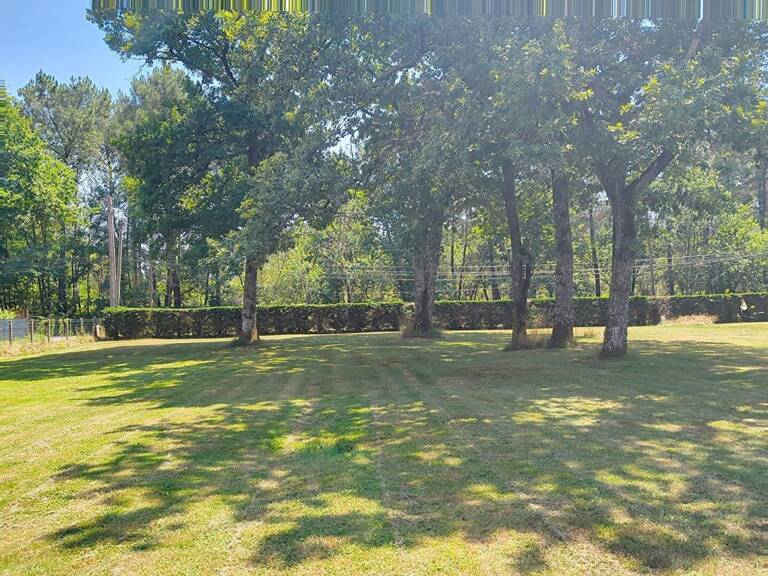 Terrain Saint Jean D Illac 1348m2 — photo 1