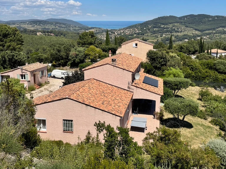 VILLA D'EXCEPTION ,VUE PANORAMIQUE ,CALME ABSOLU , 6 CHAMBRES ,PISCINE , 5 000 m² DE TERRAIN — photo 1