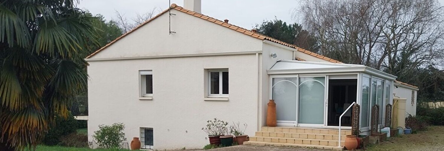 Maison 8 Pièces 105 m² à vendre à Fontenay-le-Comte (85200)