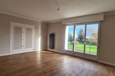 Maison 5 pièces 1390 €