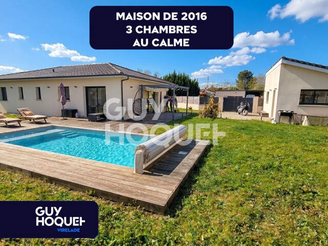 Maison de 2016, garage et piscine — photo du bien