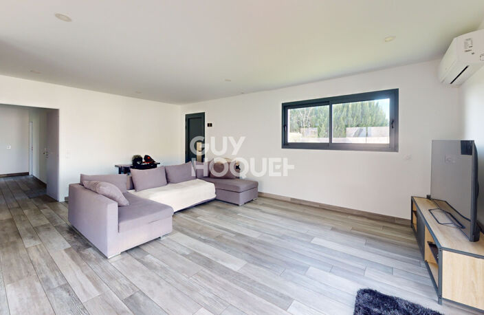 Maison de 2016, garage et piscine — photo 2