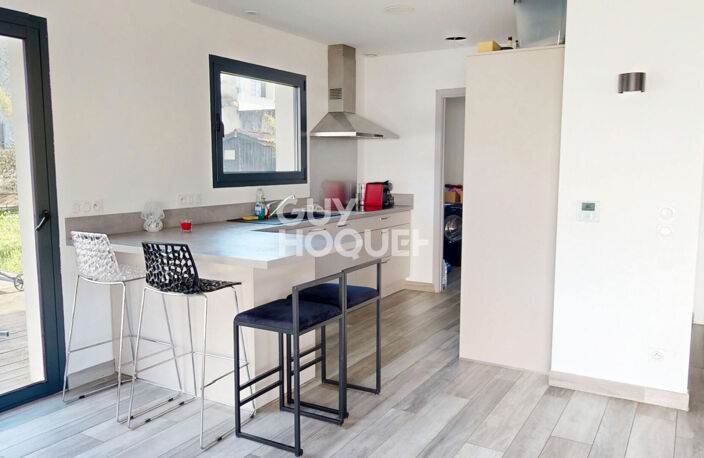 Maison de 2016, garage et piscine — photo 3