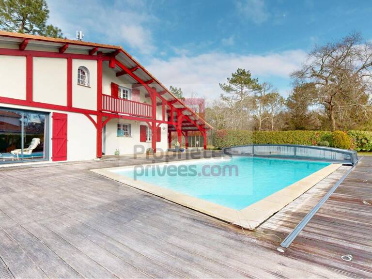 Belle Landaise de 201m², parc arboré, piscine — photo 1