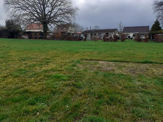 Terrain à bâtir de 575 m² — photo du bien