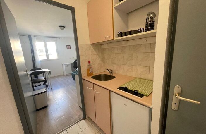 Location appartement 1 pièce 19 m² à Valence (26000) — photo 3