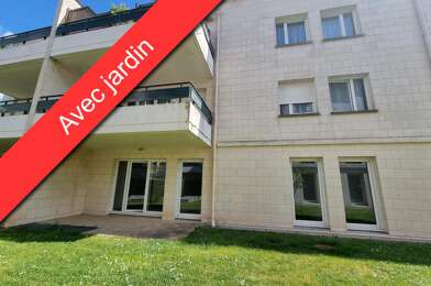 Appartement 3 pièces 825 €