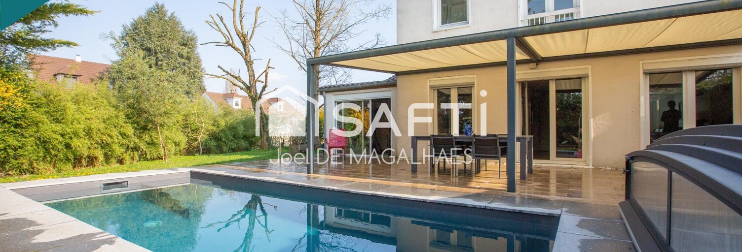 Maison 6 Pièces 148 m² à vendre à Le Mesnil-Saint-Denis (78320)