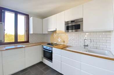 Appartement 3 pièces 220000 €