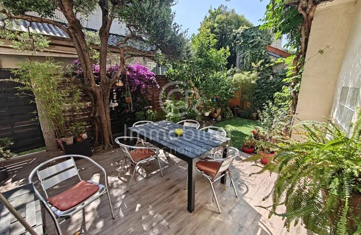 VILLA JUMELEE HYPER-CENTRE GARAGE JARDIN — photo 4