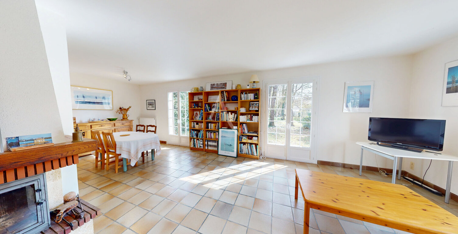 Maison à vendre à Saint-Jean-de-Braye, Fort potentiel, 5 chambres, Grand jardin, Travaux à prévoir — photo 1