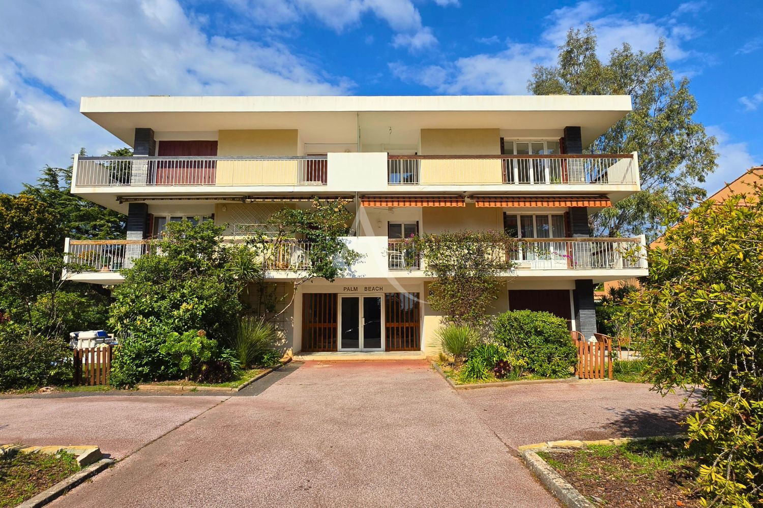 Appartement  T1 à vendre Carqueiranne 83320