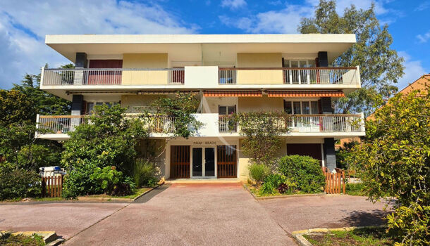 Appartement 1 pièces  à vendre Carqueiranne 83320