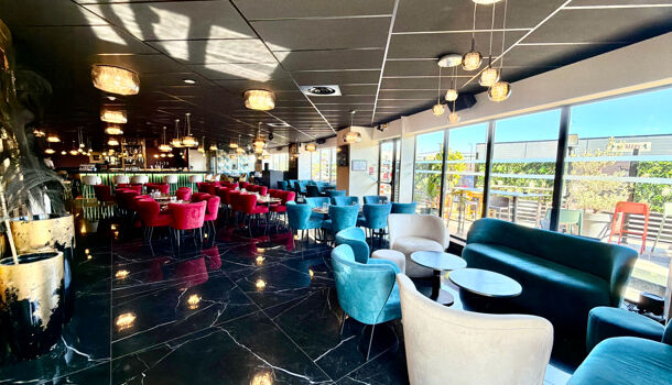 Local commercial 10 pièces  à vendre Garde (La) 83130