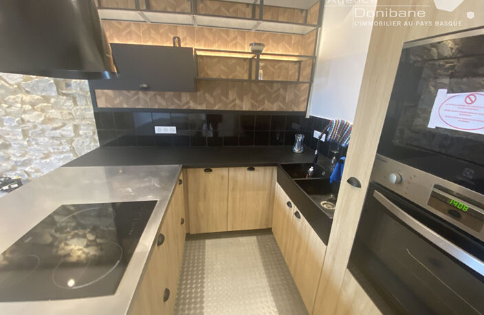 BIARRITZ - Appartement rénové quartier des Halles — photo 4
