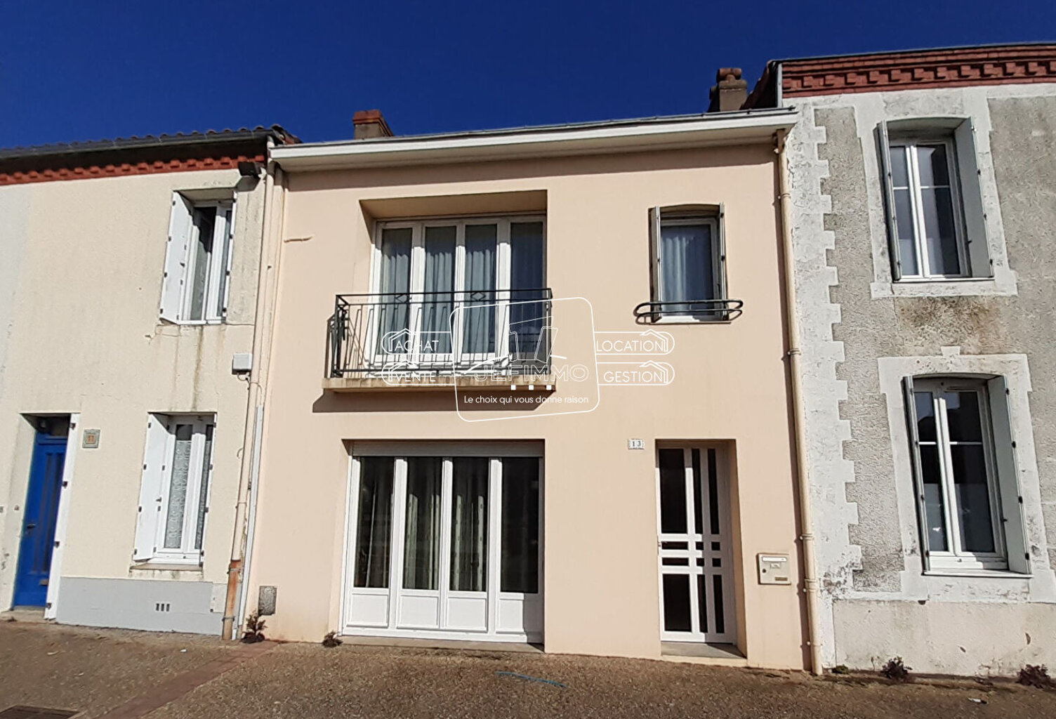 Maison ST LAURENT DES AUTELS 132 m2 — photo 1