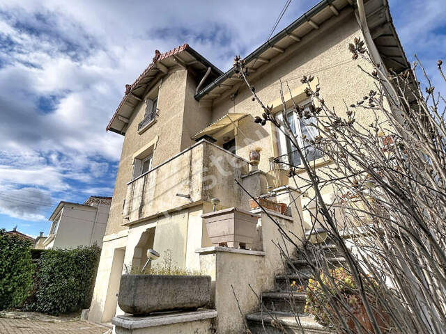 Maison  5 pièces 106.84 m2 3 chambres Montélimar — photo du bien