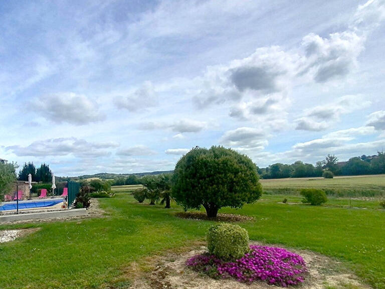Grande maison de 180 m² avec dépendance au calme dans la nature proche de Montauban — photo 1