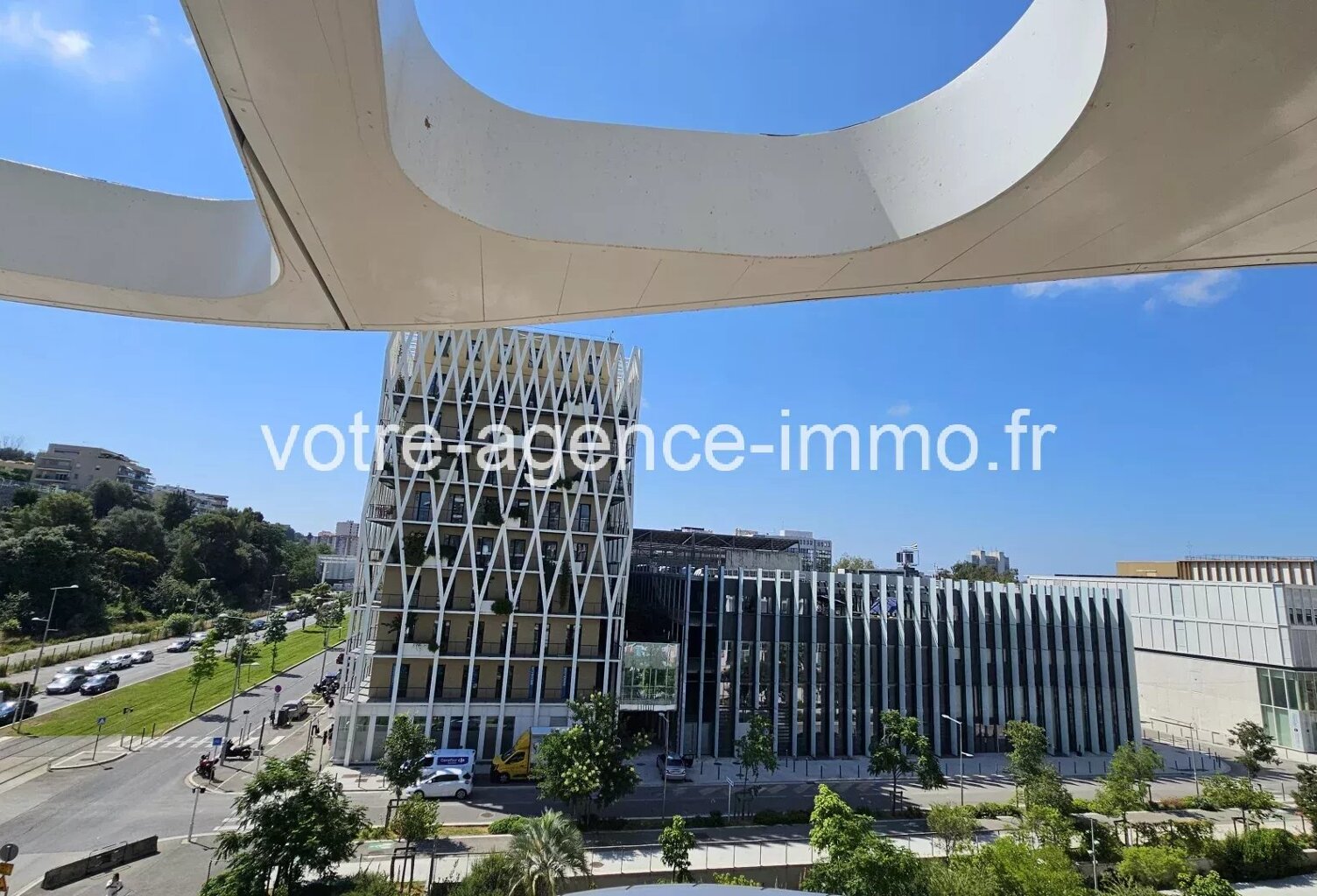 Nice Méridia HANA 5  pièces Terrasse parkings — photo 1