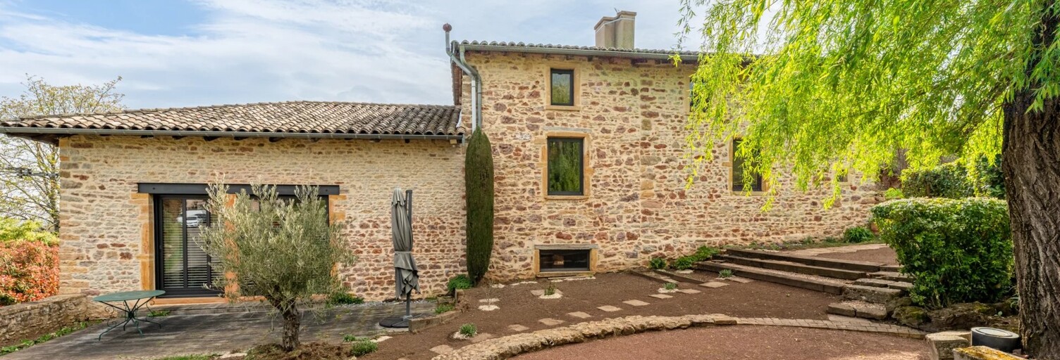 Maison 7 Pièces 207 m² à vendre à Cogny (69640)