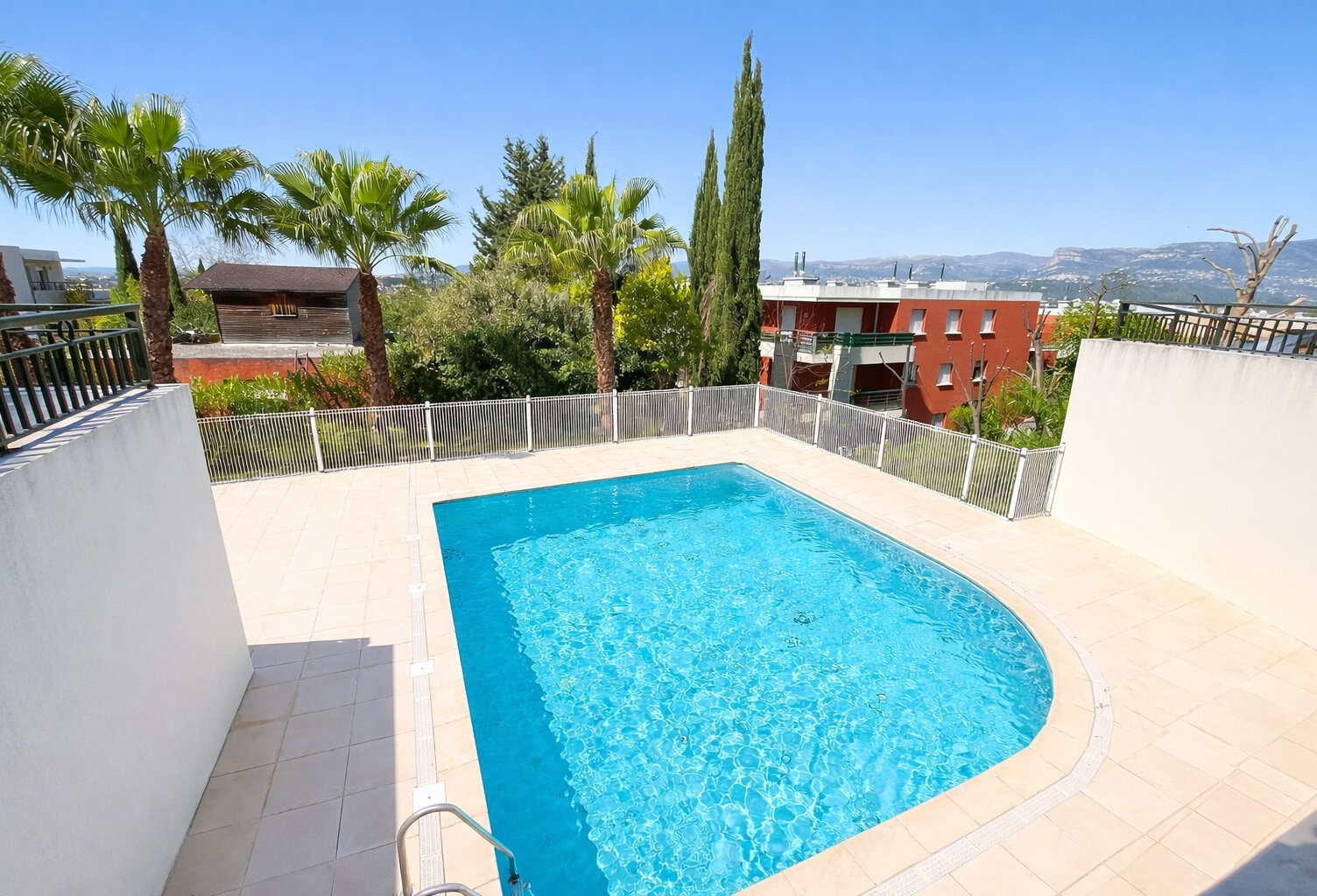 NICE   CORNICHE FLEURIE Appartement 4 pièces avec terrasses — photo 1