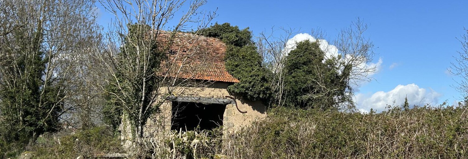 Terrain  2000 m² à vendre à Saint-Symphorien-des-Bois (71800)