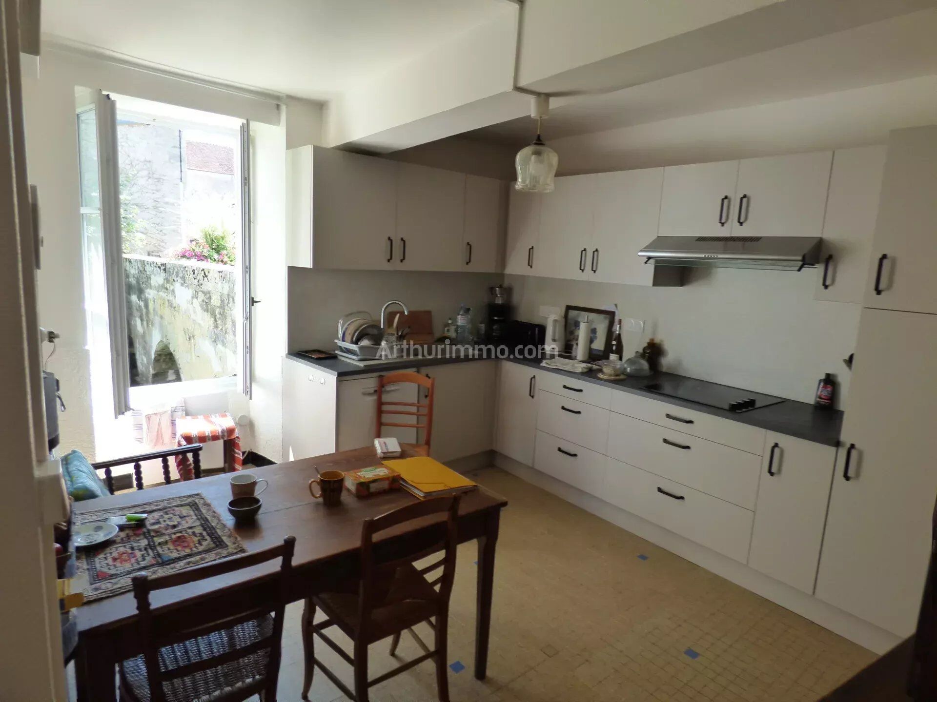 Maison 7 pièces 106 m² · à Noyers · 106 m² · 149 600 €