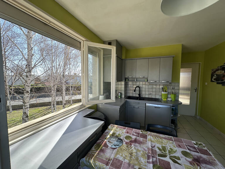 Appartement T4   83 m2   Gerzat (Parc de la Treille) — photo 1