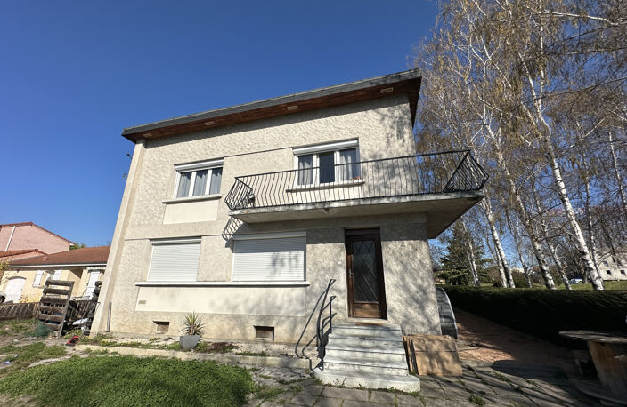 Appartement T4   83 m2   Gerzat (Parc de la Treille) — photo 3