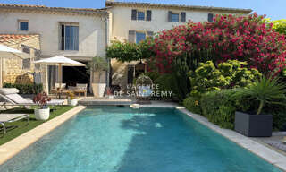 Maison 9 Pièces 240 m² à vendre à Pujaut (30131)