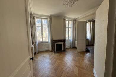 Appartement 3 pièces 148400 €