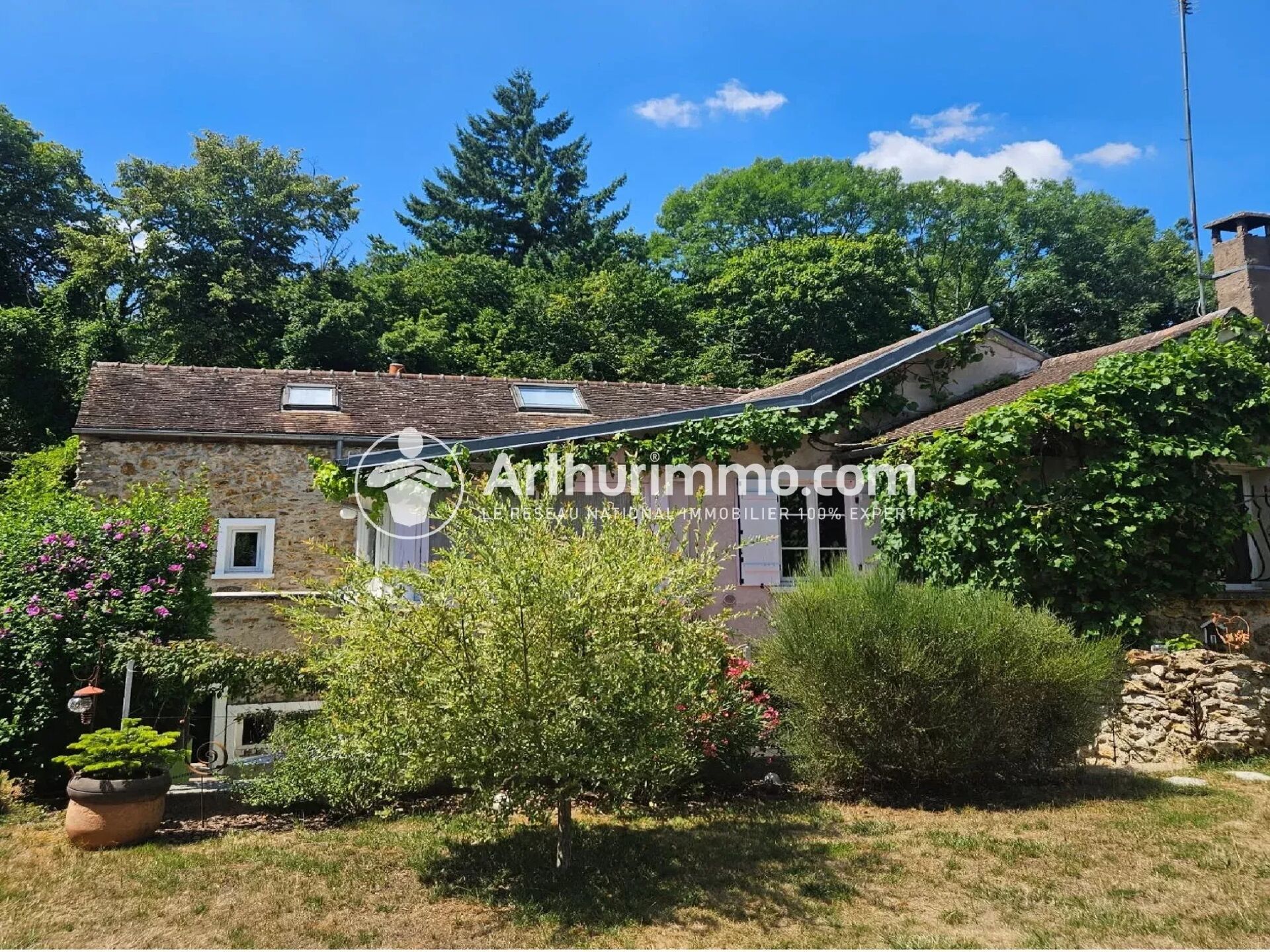 Maison 6 pièces 160 m² · à Étiolles · 160 m² · 469 000 €
