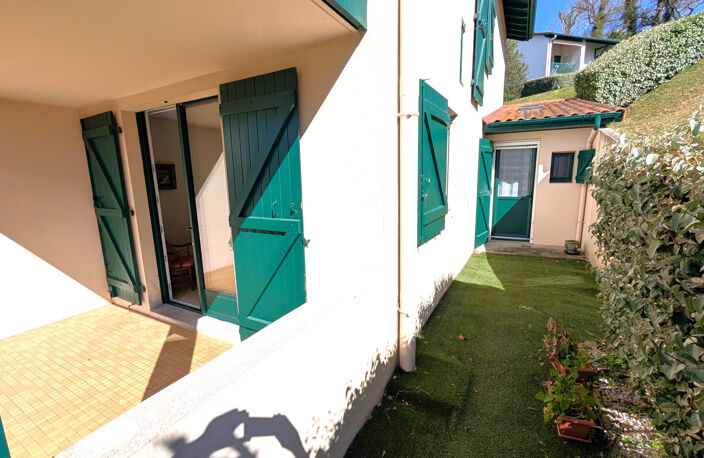T2 Bis rez-de-jardin Chantaco - Parking — photo 3