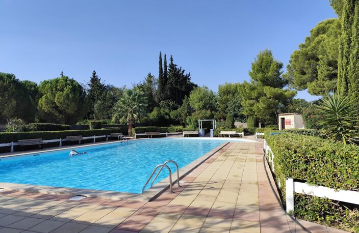 Maison rénovée esprit vacances proche mer avec piscine, tennis, basket, ping-pong, boulodrome — photo 3