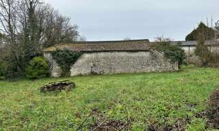 Immeuble  70 m² à vendre à Pérignac (17800)