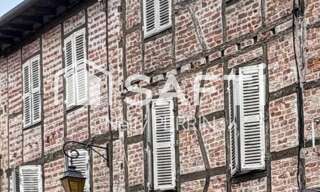 Immeuble  165 m² à vendre à Bâgé-le-Châtel (01380)