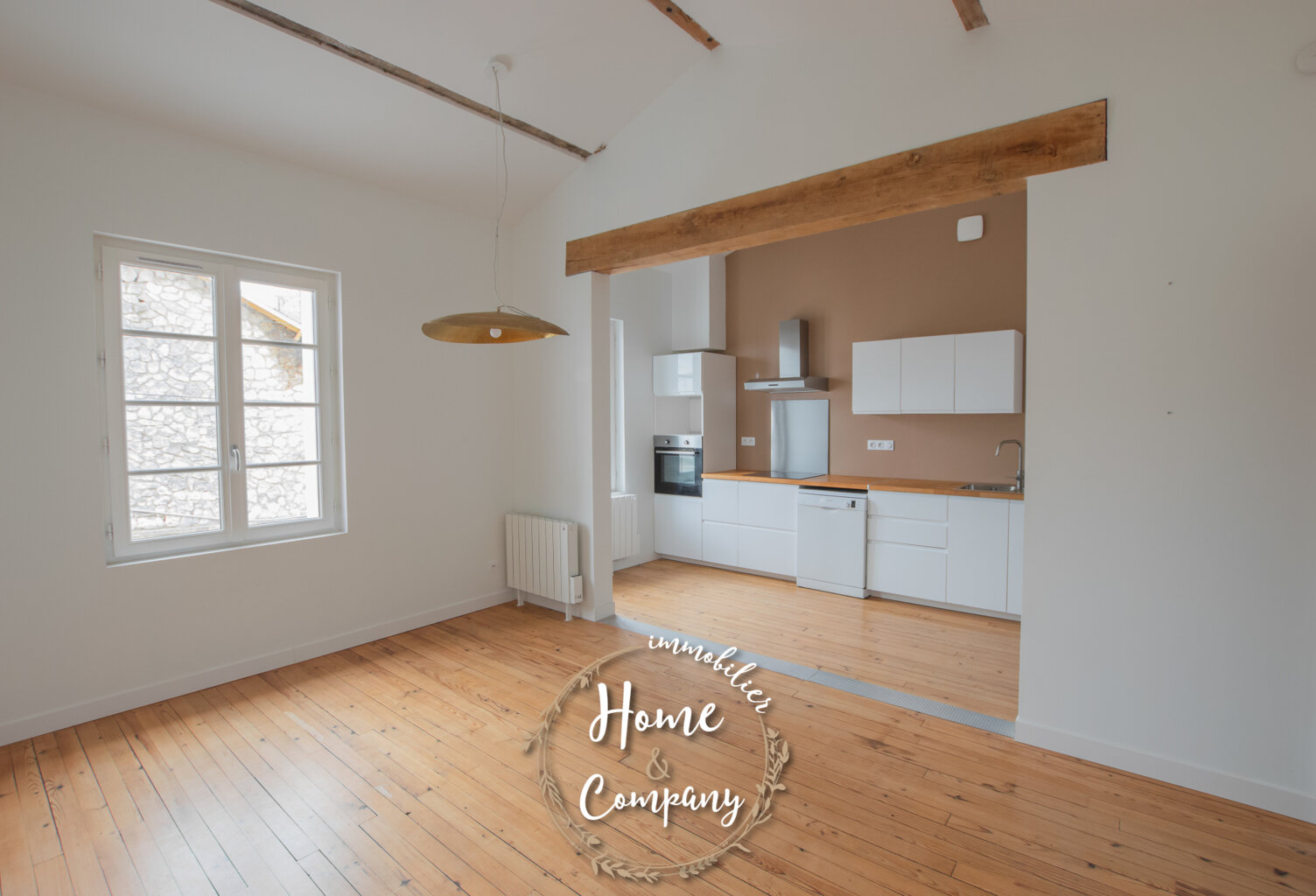  ROYAN CENTRE-VILLE - APPARTEMENT RÉNOVÉ — photo 1