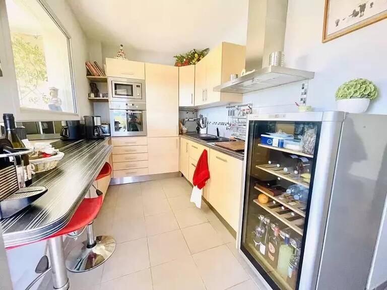 CANNET MAIRIE : Spacieux 3P  en dernier etage — photo 1