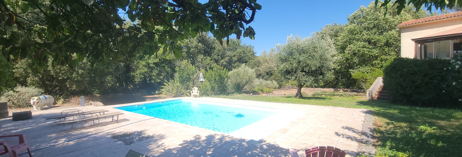 Maison 8 Pièces 193 m² à vendre à Évenos (83330)