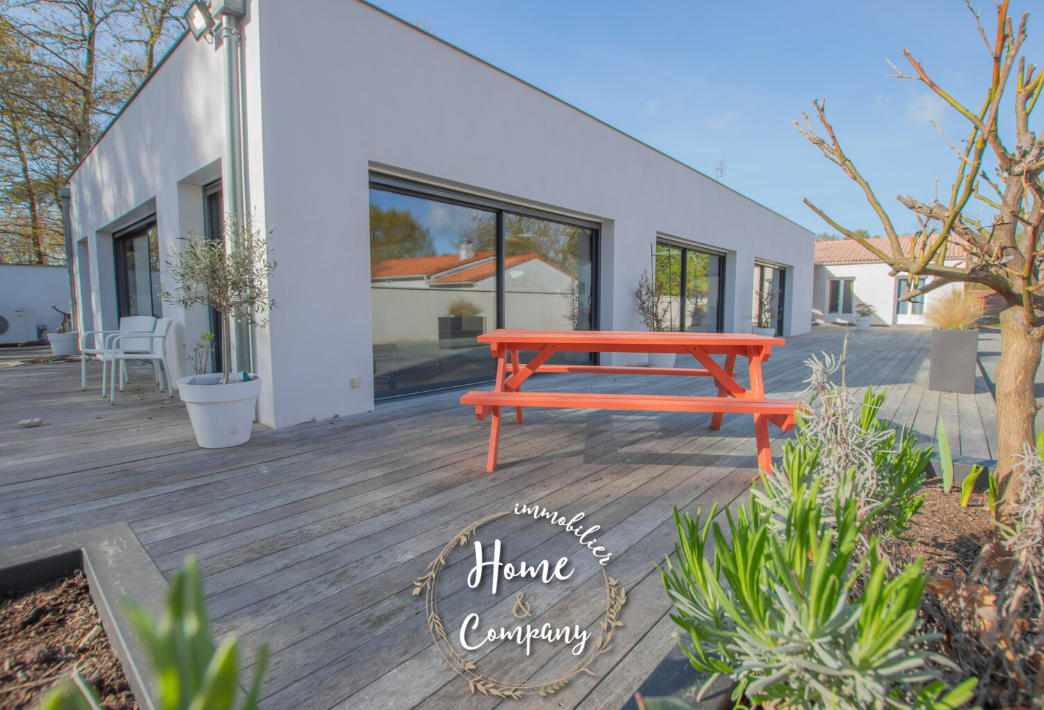 ETAULES - MAISON DE PLAIN-PIED AVEC PISCINE COUVERTE — photo 1