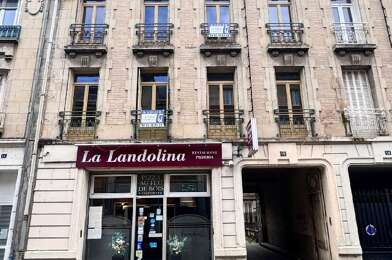 Appartement 4 pièces 945 €