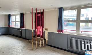 Immeuble  200 m² à vendre à Mordelles (35310)