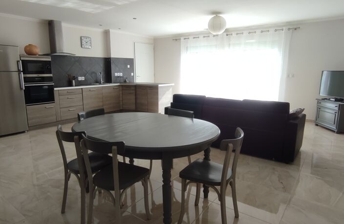 Vente Maison/villa 3 pièces — photo 3