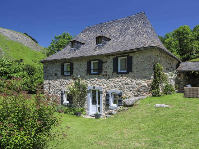 Maison en Val d'Azun avec garage et dépendances — photo du bien