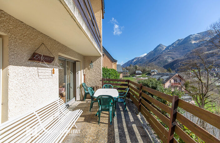 T2 AVEC TERRASSE ET GARAGE — photo 5