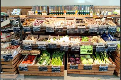 Commerce 3 pièces 360000 €